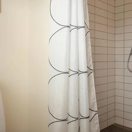 Stunning In With 4 Bedrooms And Wifi Dom wakacyjny