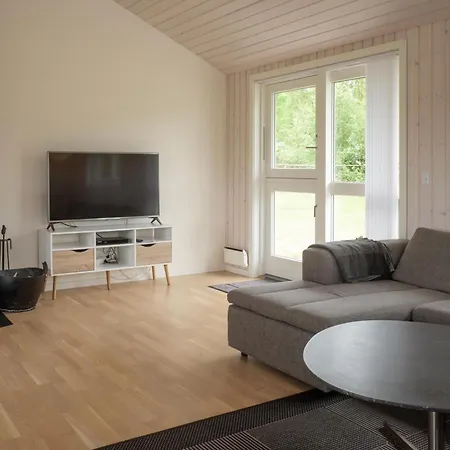 Stunning In With 4 Bedrooms And Wifi