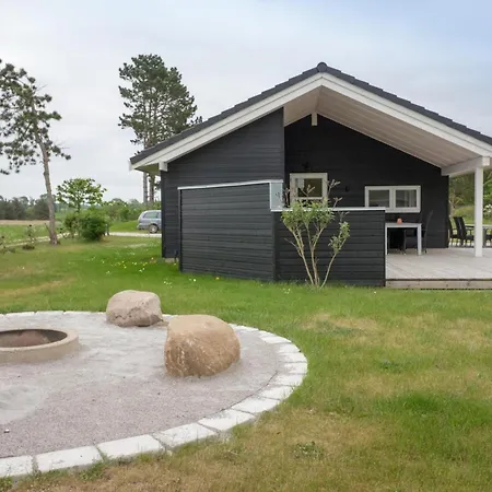 Ferienhaus Stunning In With 4 Bedrooms And Wifi *