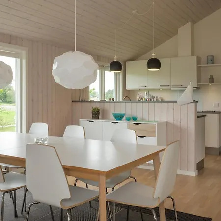 Tatil Evi Stunning In With 4 Bedrooms And Wifi