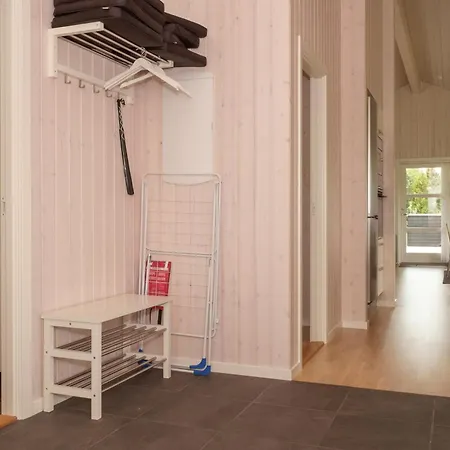 Ferienhaus Stunning In With 4 Bedrooms And Wifi *