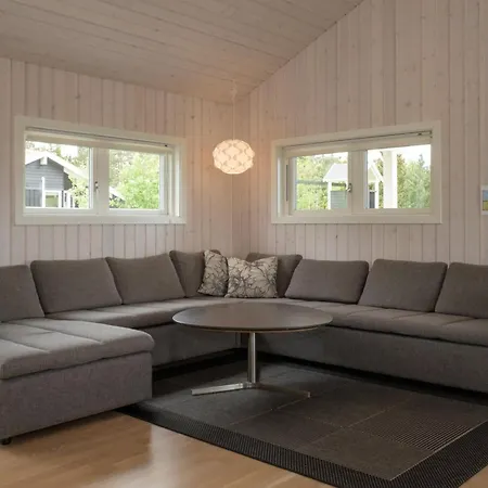 Tatil Evi Stunning In With 4 Bedrooms And Wifi Knebel